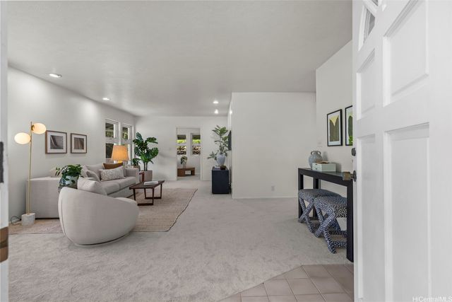 912 Hao Street, Honolulu, HI 96821