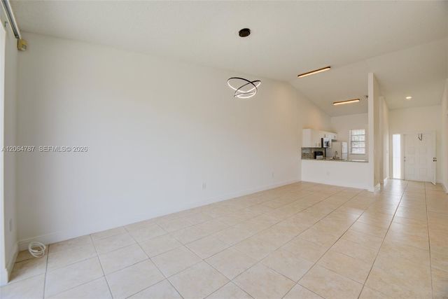 6707 NW 193rd Lane 0, Hialeah, FL 33015