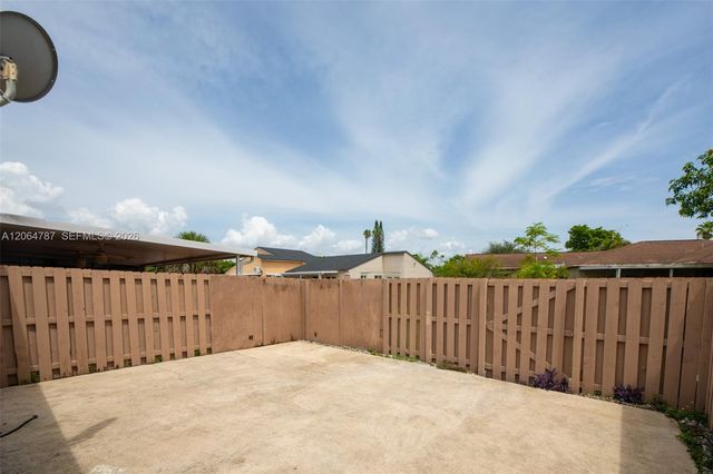 6707 NW 193rd Lane 0, Hialeah, FL 33015