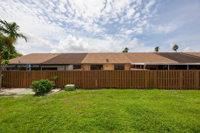 6707 NW 193rd Lane 0, Hialeah, FL 33015