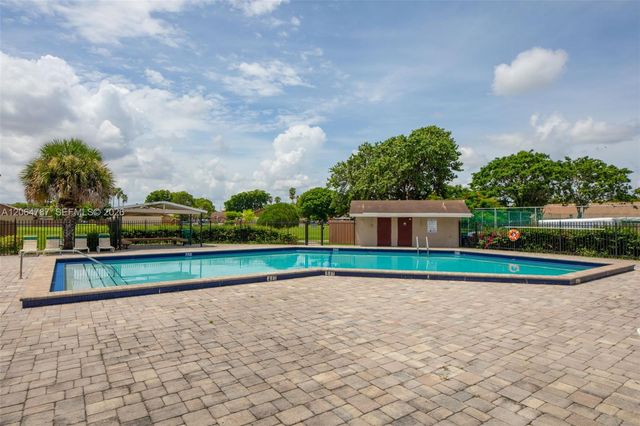 6707 NW 193rd Lane 0, Hialeah, FL 33015