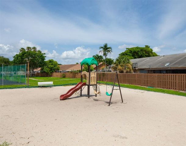 6707 NW 193rd Lane 0, Hialeah, FL 33015