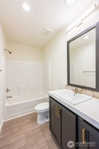 225 N Matriotti Avenue, Sequim, WA 98382