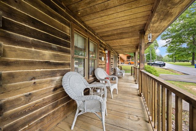 96 Vicki Street, Nancy, KY 42544