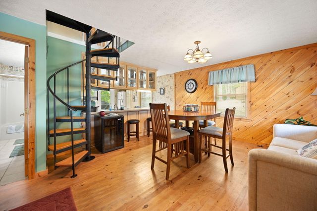 96 Vicki Street, Nancy, KY 42544