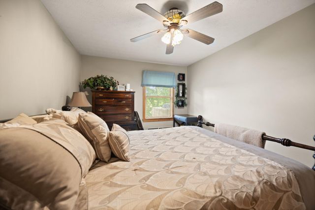 96 Vicki Street, Nancy, KY 42544