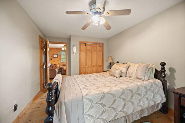 96 Vicki Street, Nancy, KY 42544