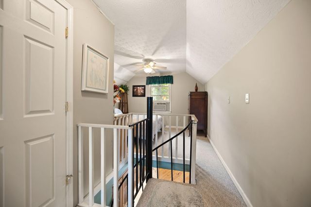96 Vicki Street, Nancy, KY 42544