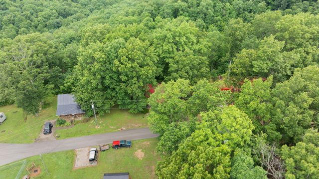 96 Vicki Street, Nancy, KY 42544