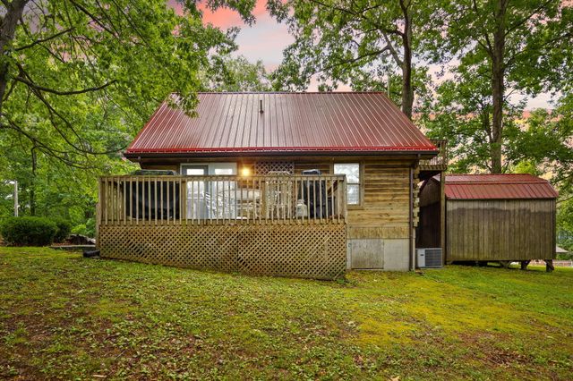 96 Vicki Street, Nancy, KY 42544