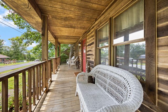 96 Vicki Street, Nancy, KY 42544