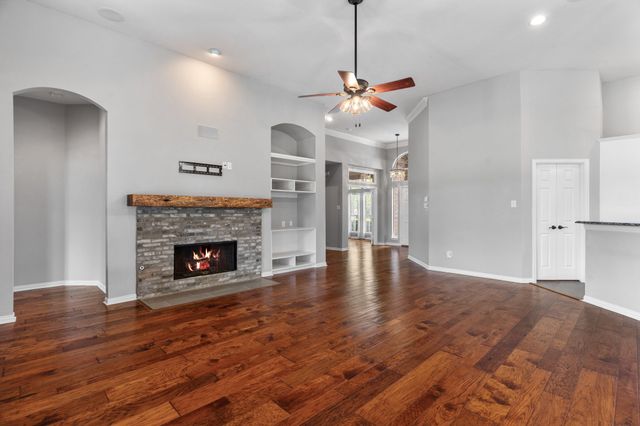 5204 Arbor Hollow Drive, Mckinney, TX 75072