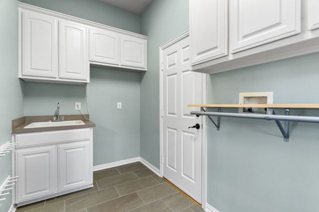 5204 Arbor Hollow Drive, Mckinney, TX 75072