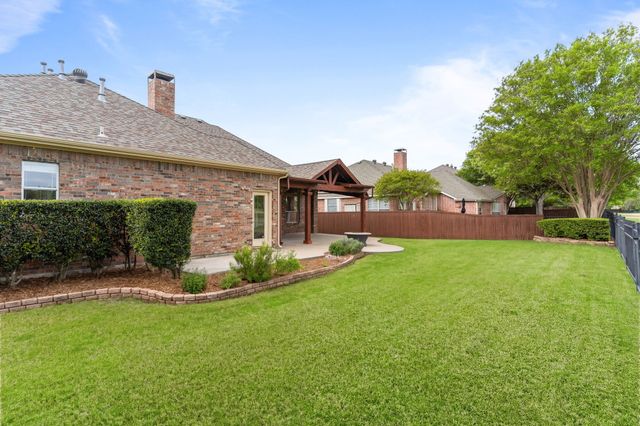 5204 Arbor Hollow Drive, Mckinney, TX 75072