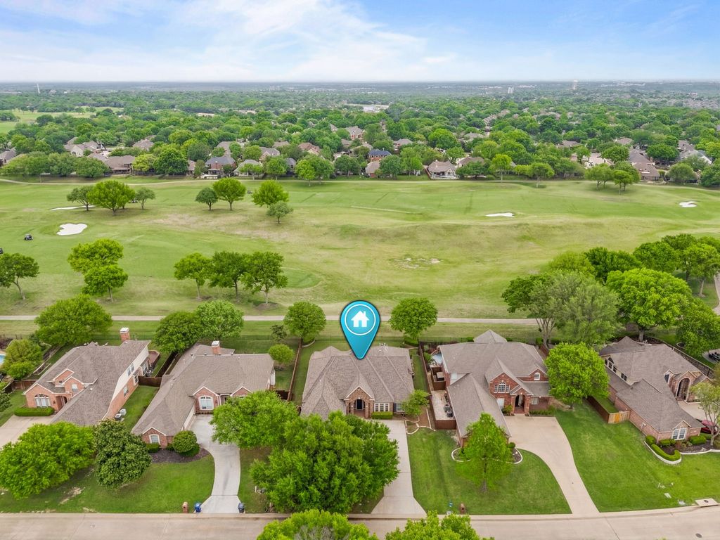 5204 Arbor Hollow Drive, Mckinney, TX 75072