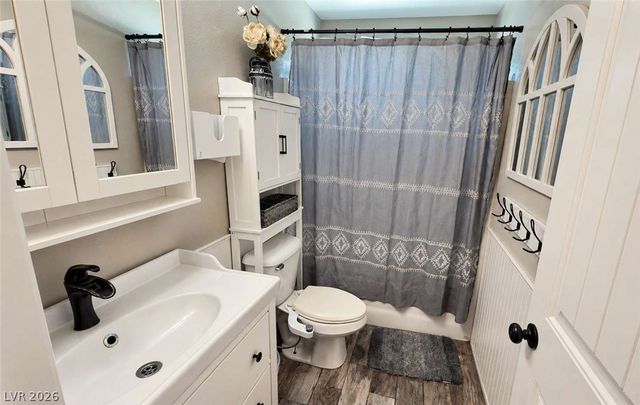 201 West Lupin Street, Pahrump, NV 89048