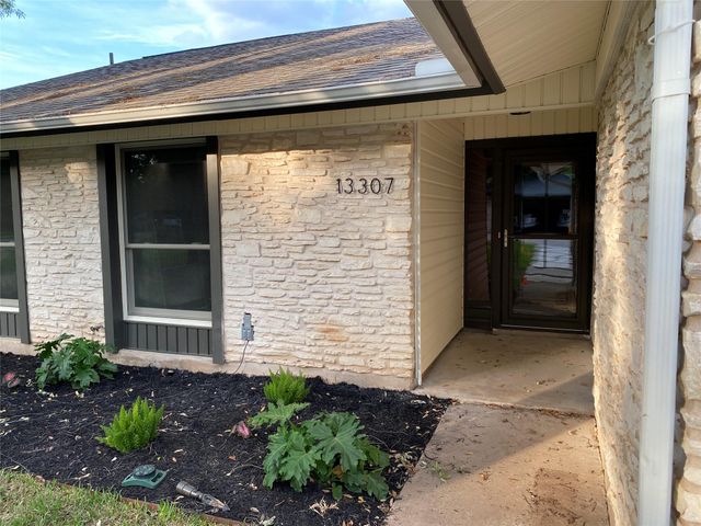 13307 Effingham ST, Austin, TX 78729