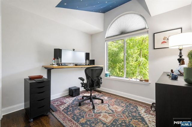 1 Mt Vernon, Verona, NJ 07044