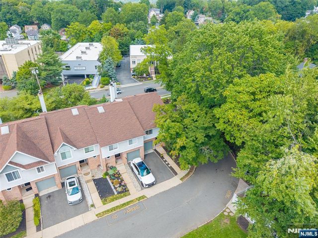 1 Mt Vernon, Verona, NJ 07044