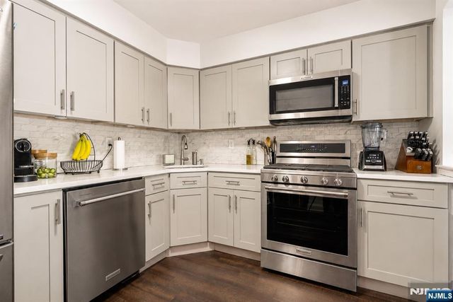 1 Mt Vernon, Verona, NJ 07044