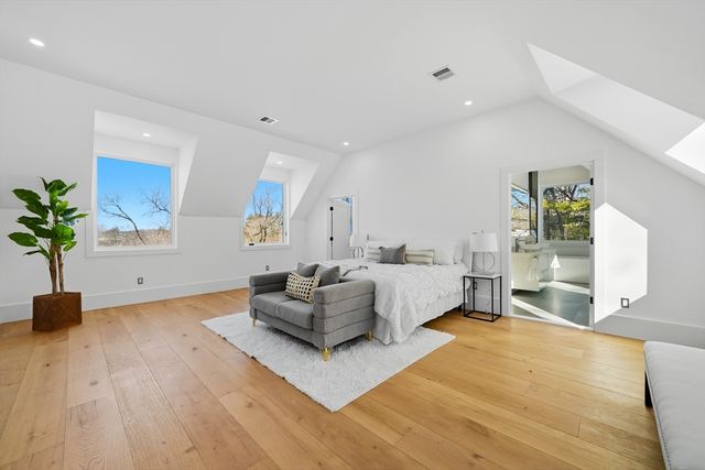 7 Whipple Rd, Lexington, MA 02420