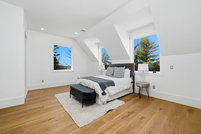 7 Whipple Rd, Lexington, MA 02420