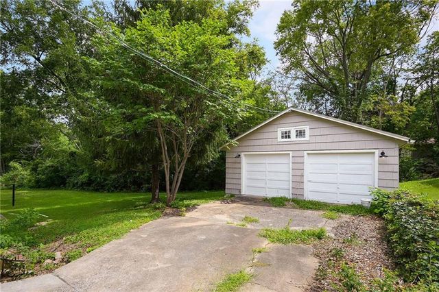 3605 S Norwood Avenue, Independence, MO 64052