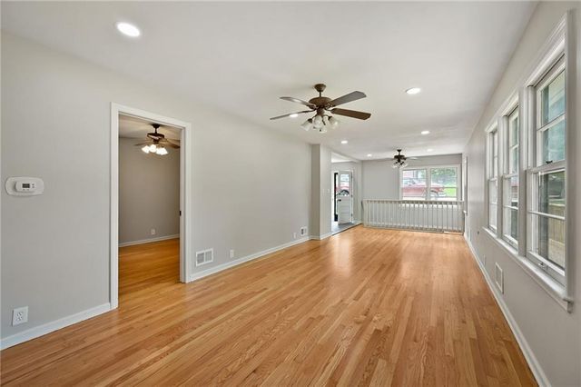 3605 S Norwood Avenue, Independence, MO 64052