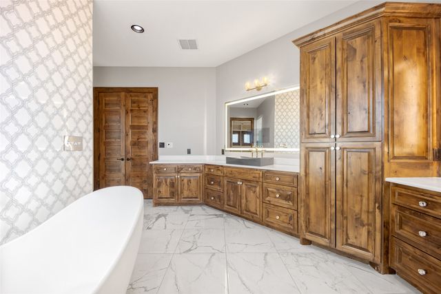 353 County Road 2510, Decatur, TX 76234