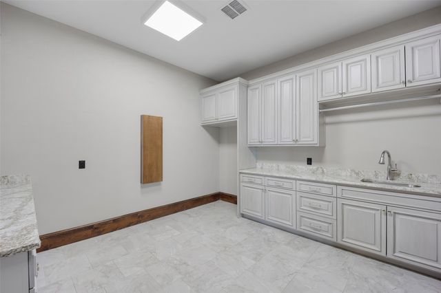 353 County Road 2510, Decatur, TX 76234