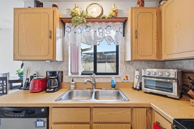 58 WENTWORTH LANE, Palm Coast, FL 32164