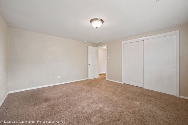 7907 W 89th Street, Hickory Hills, IL 60457