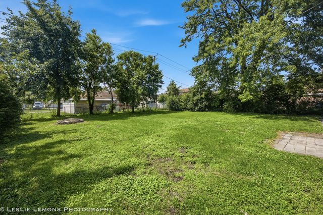 7907 W 89th Street, Hickory Hills, IL 60457