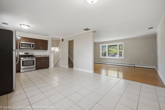 7907 W 89th Street, Hickory Hills, IL 60457