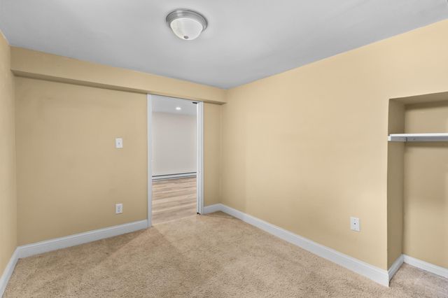 1081 Hubbard Avenue, Saint Paul, MN 55104