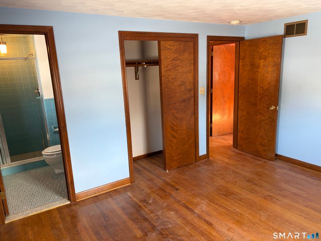 55 Coles Avenue, Newington, CT 06111