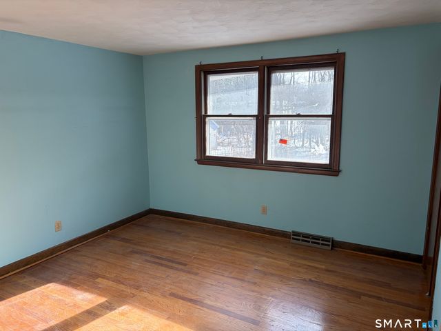 55 Coles Avenue, Newington, CT 06111