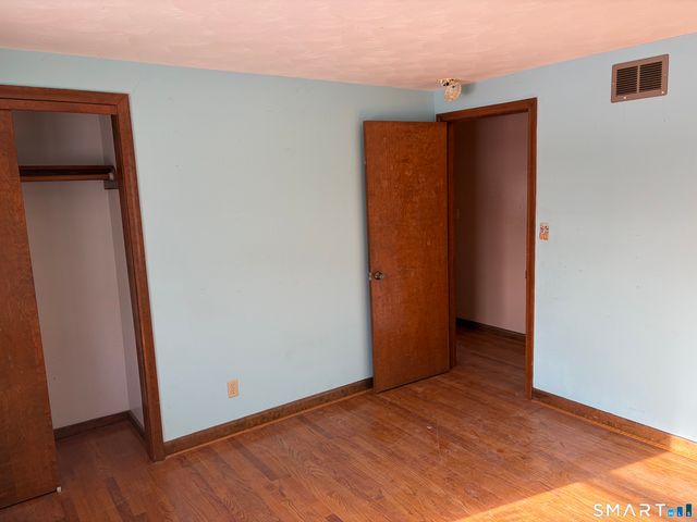 55 Coles Avenue, Newington, CT 06111