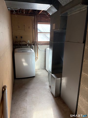 55 Coles Avenue, Newington, CT 06111