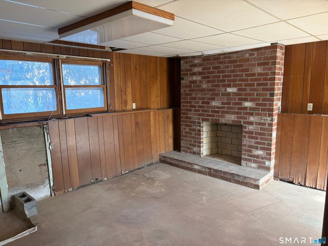 55 Coles Avenue, Newington, CT 06111