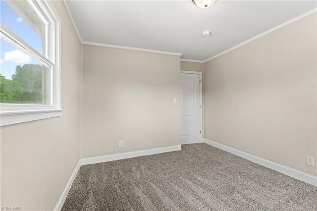 1220 S Elm Street, High Point, NC 27260