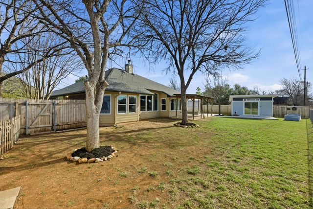 7719 Kiva DR, Austin, TX 78749