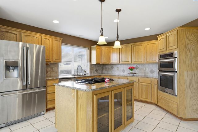 3632 S Green St., Kennewick, WA 99337