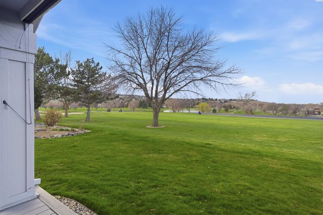 3632 S Green St., Kennewick, WA 99337