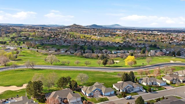 3632 S Green St., Kennewick, WA 99337