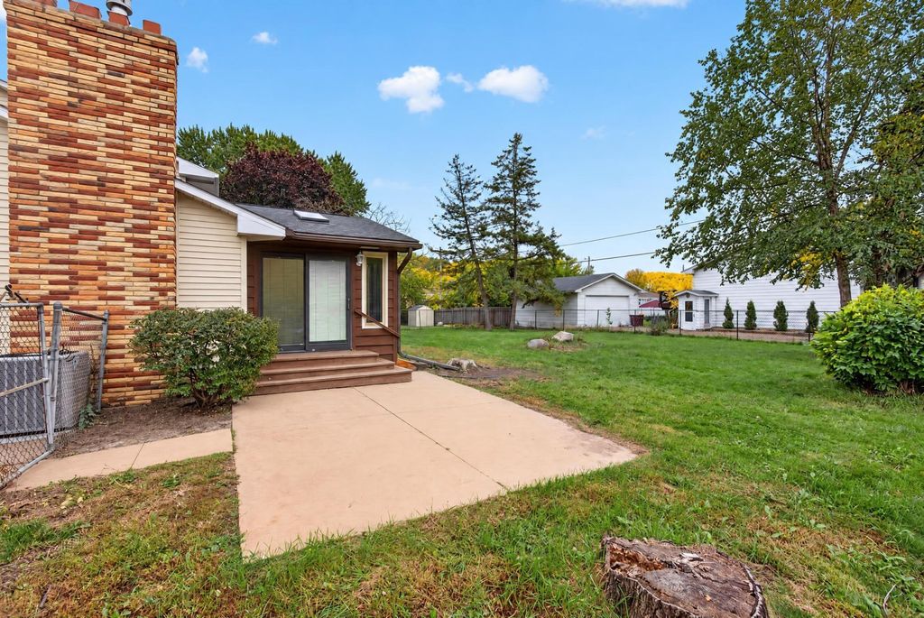 162 Emerson Avenue W, West Saint Paul, MN 55118 — photo 3