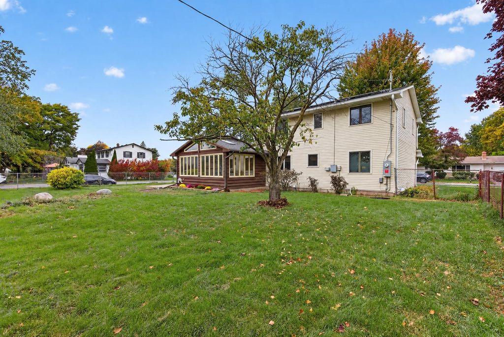 162 Emerson Avenue W, West Saint Paul, MN 55118 — photo 4