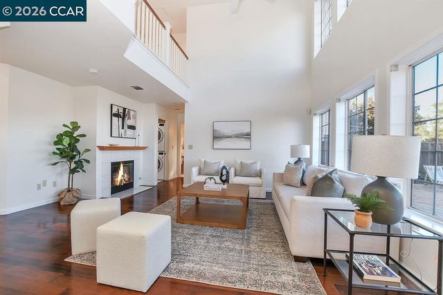 326 Liveoak Court, Martinez, CA 94553