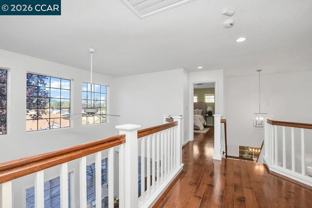 326 Liveoak Court, Martinez, CA 94553