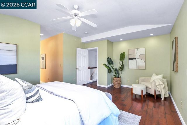 326 Liveoak Court, Martinez, CA 94553